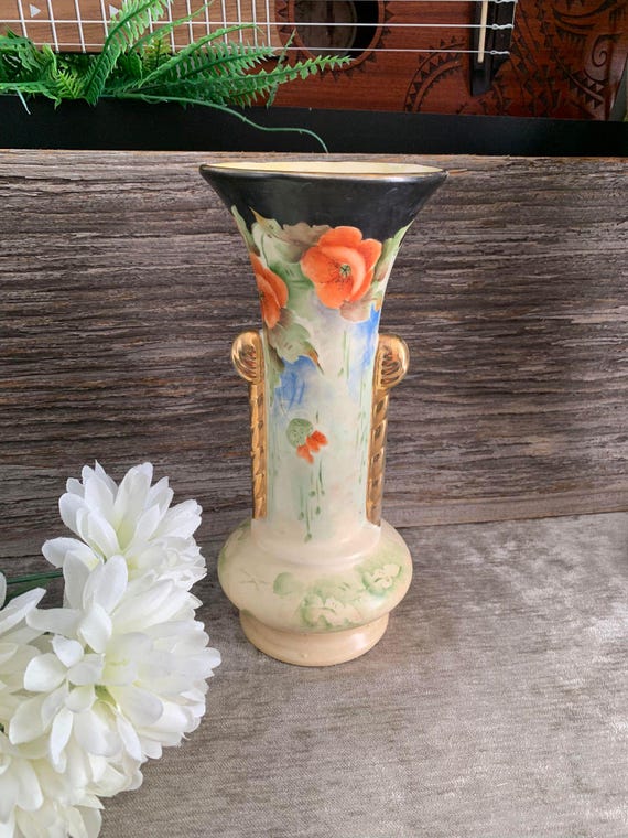 Vintage F.M Beacom Leamington Flower Vase: Hand-painted Poppies