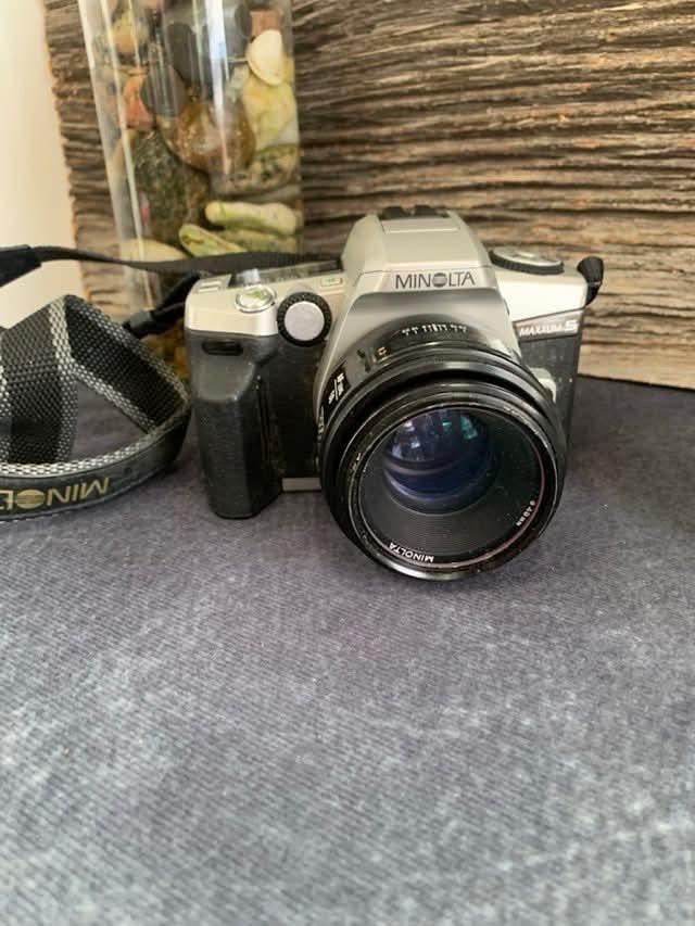 SING F LTD Lot De 3 Capuchons En Plastique Et Bouchon D'objectif Arrière 64,5 X 19,2 Mm Compatible Avec Sony A100 A200 A230 A290 Compatible Avec