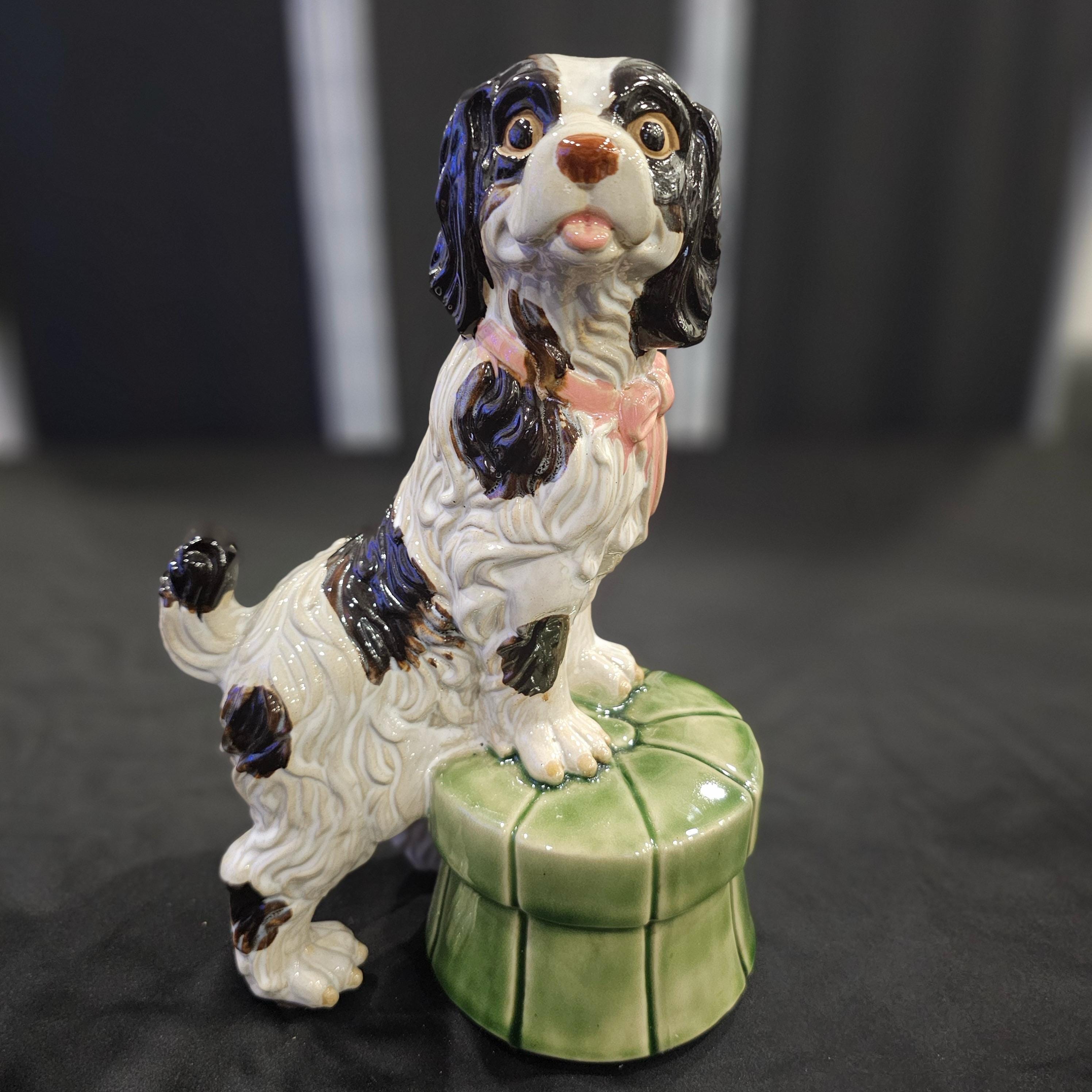 Vintage Spaniel Dog Staffordshire Style Figure Vintage Porcelain