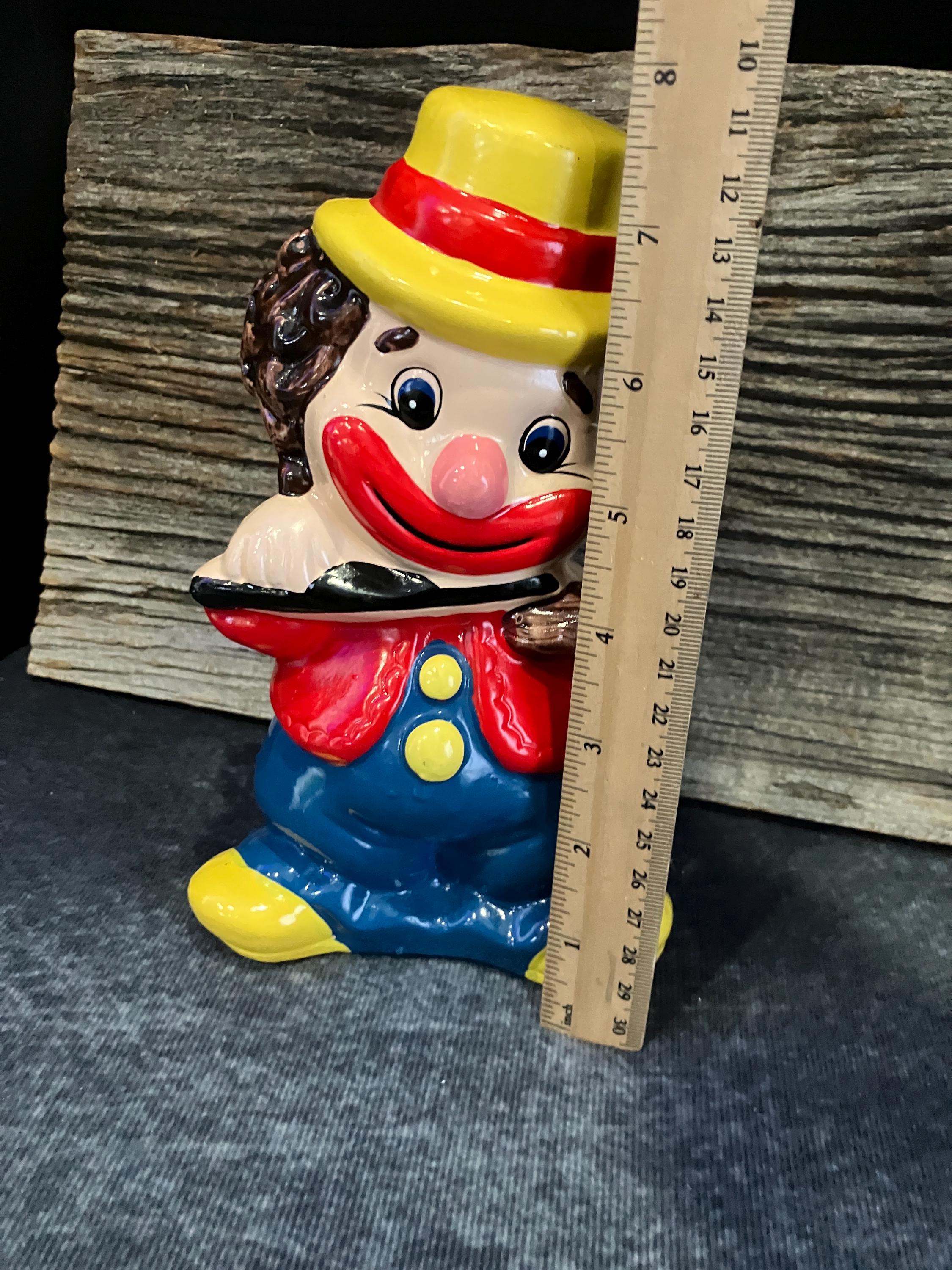 Vintage 70s Chalkware Clown Coin Bank Violinist Piggy Bank. 7.5