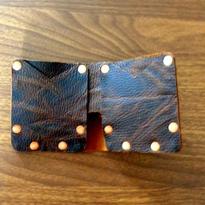 Cartera de cuero con remaches plegables, billetera de cuero con remaches de cobre, cartera de cuero para hombre, cartera de cuero para mujer
