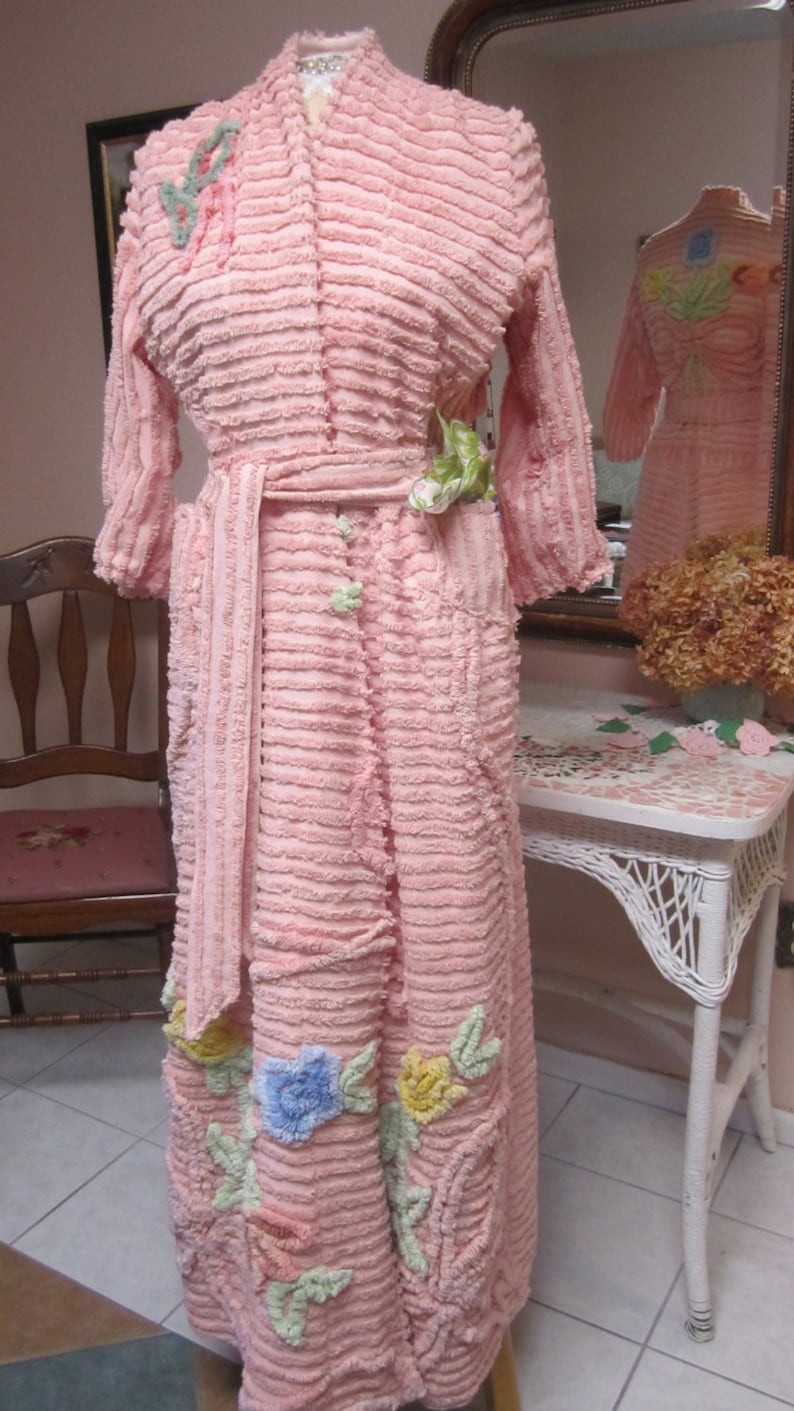 Item 32/chenille Glamour Girl Bath Robe / Women Retro Vintage Etsy