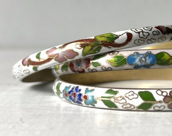 3 Old Brass Cloisonné Enamel Vintage Boho Artsy Bracelets White Floral Chinoiserie Style Jewelry