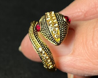 9.5 size Cobra Head Snake Ring Adjustable Vintage 1970's Unisex Serpent Rhinestone Jewelry
