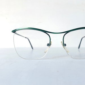 Anglo American Eyewear MOD M63 Semi Rimless Minimalist Metal Eyeglasses Metallic Green 80&#39;s Vintage Italy
