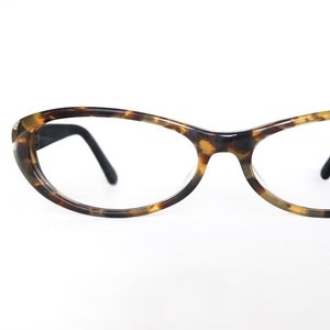 Vintage +1.50 Acetate Reading Glasses Oval Cat Eye Tortoise Cheaters Eyeglasses