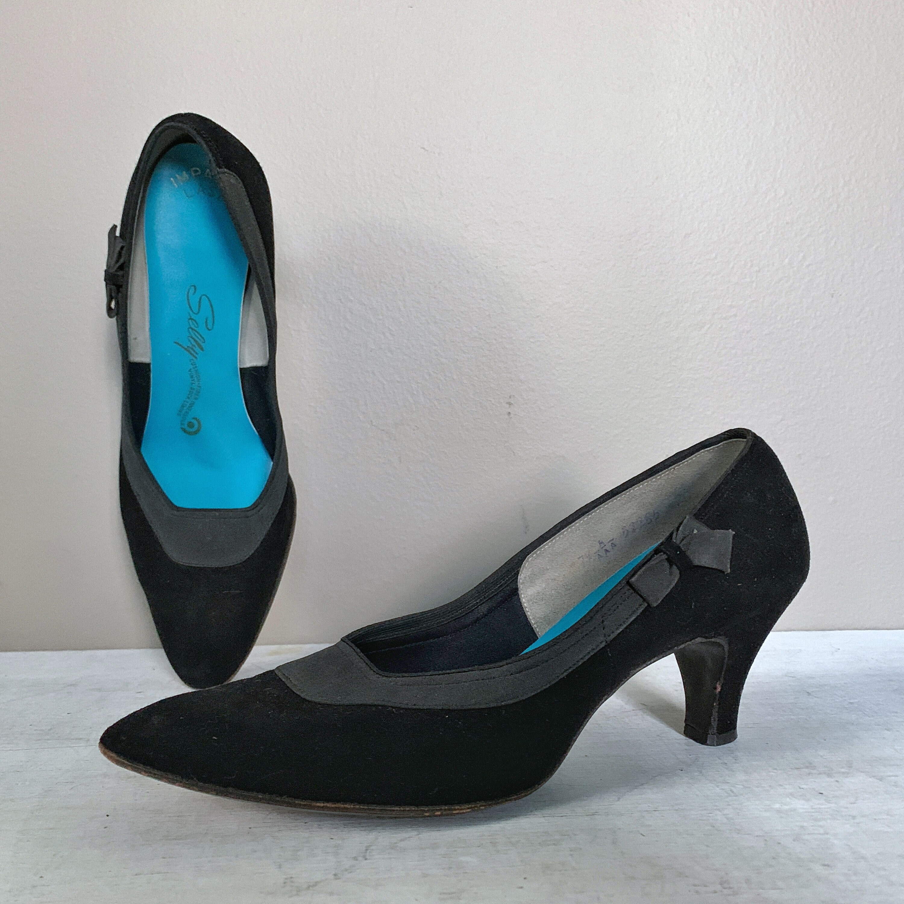 60s Selby Suede u0026 Satin Low Heel Closed Black Church Shoes - Etsy