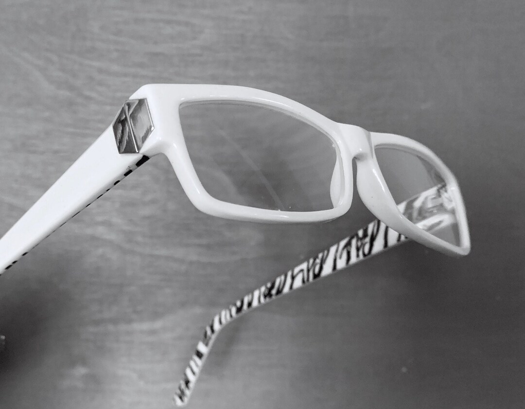 Vintage 1.25 Zebra Reading Glasses Lightweight Rectangular Unisex Frame