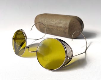 WWII WELSH Aviator Goggles Antique Chartreuse Green Lime Glass Lenses w Pivoting Mesh Shields 1930's Steampunk Sunglasses