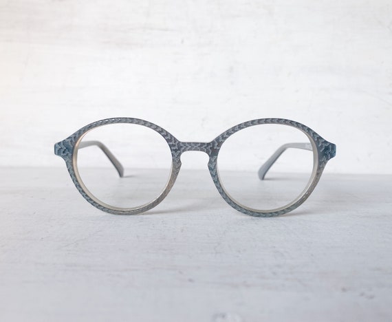 1990's Acetate P3 Panto Carved Grey Gray Round Ho… - image 1