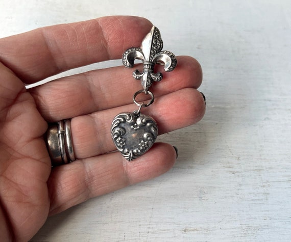 Victorian Sterling Silver Puffy Heart Antique Fle… - image 4