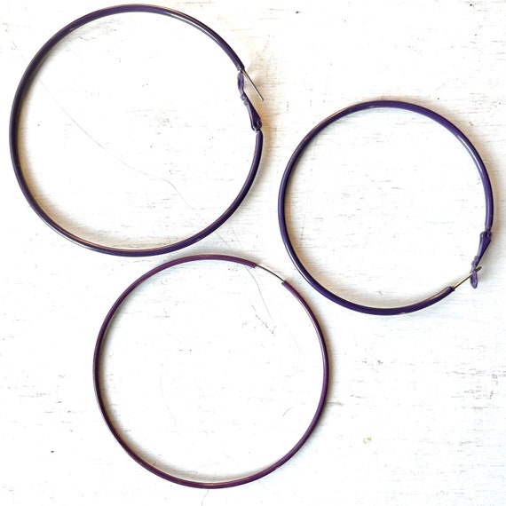 Vintage Hoop Earrings Large Enamel Metal Round Th… - image 3