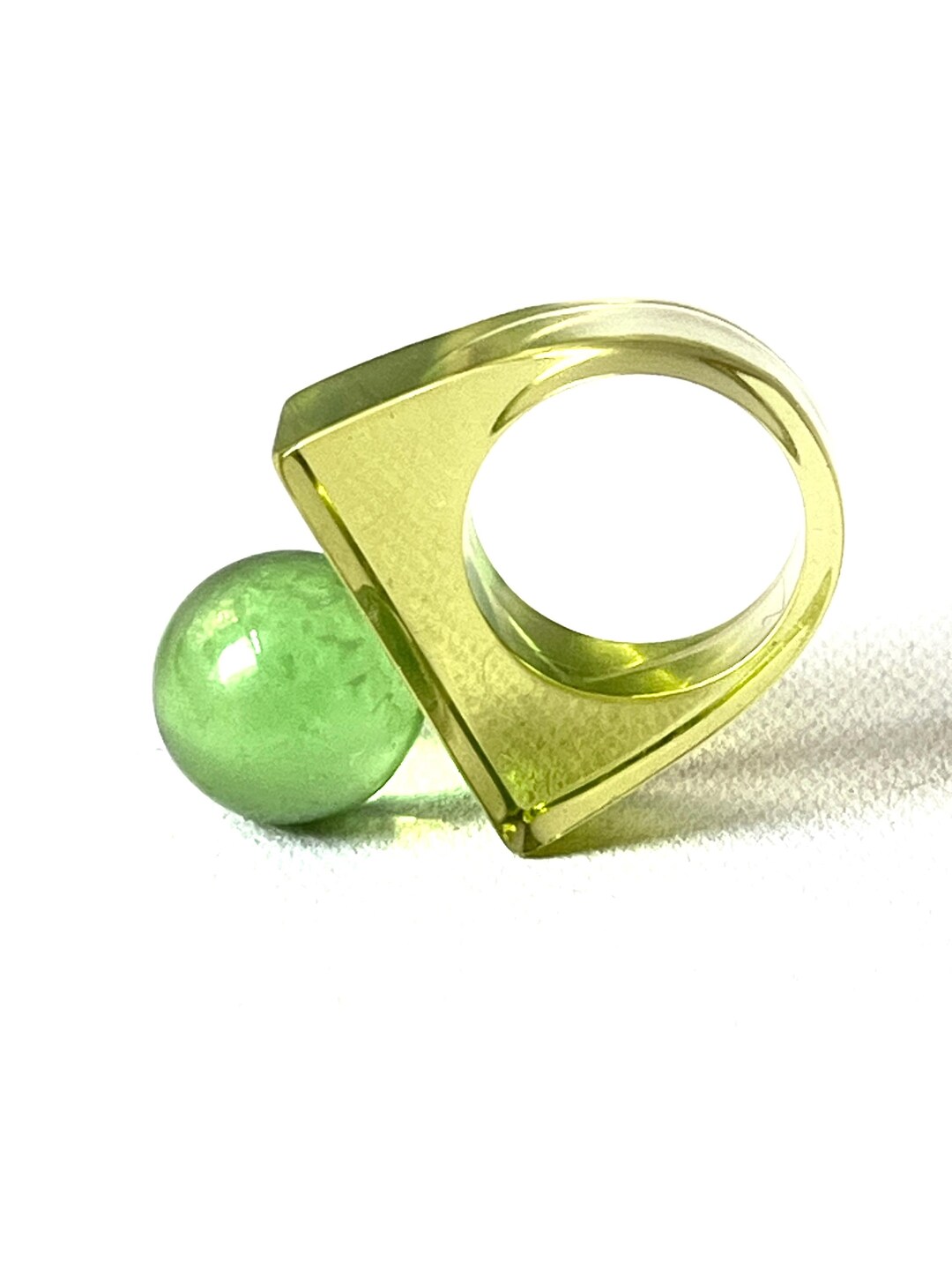 Vintage Size 7 Lucite Ring Chunky Statement Crystal Green Hi Ball Top ...