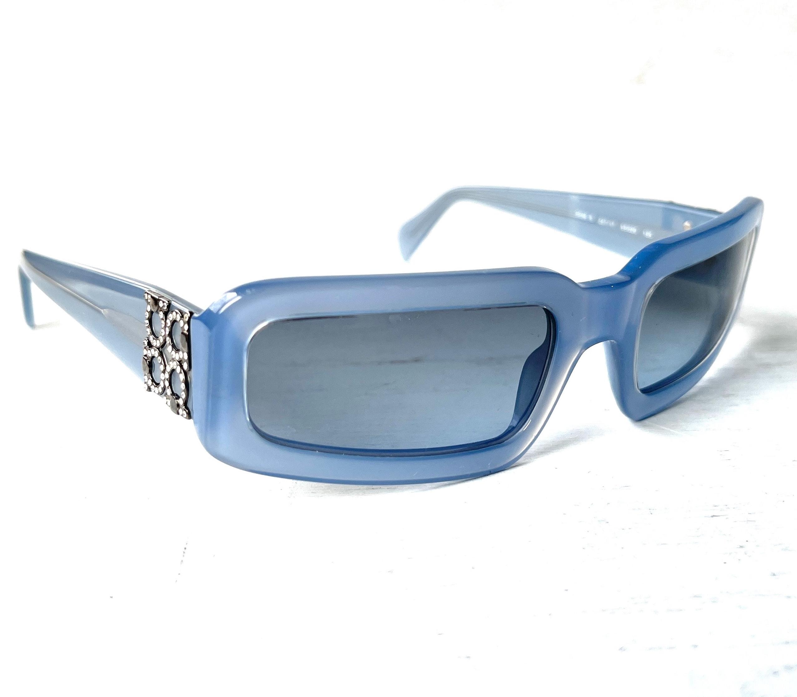 Y2K Salvatore Ferragamo 1990s Mod Space Age Galactic Light  display picture 1
