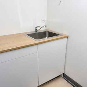 Portable Self-Contained Handwashing Sink – No Plumbing Required