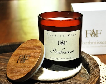 Water Lily, Amber & Musk Scented Candle | Coconut Rapeseed Wax in 30cl Amber Glass Jar | Summer Coastal Scent