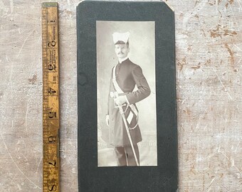 Antique Knight Templar cabinet card - photograph - dress uniform