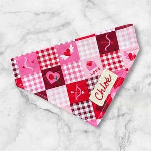 Valentine Day hearts dog bandana, Over the collar style with red quilt plaid heart pattern, Custom Personalized Pet Neckwear, Gift with Name