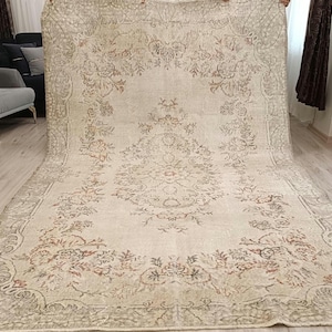 Vintage Turkish Wool Rug 6.7x10.1: Handmade Faded Boho Carpet