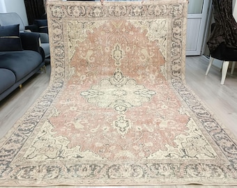 Vintage Turkish Rug 6x9: Handmade Pink Antique Carpet