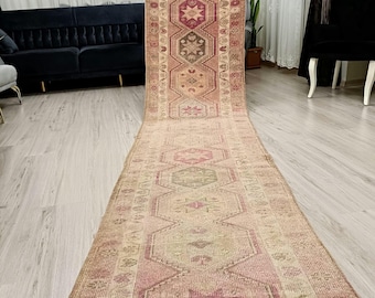 Alfombra turca vintage rosa de 3x12 pies, alfombra de pasillo decorativa limpia.