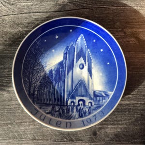 Julen 1973 Plato navideño Kirke Platten / Iglesia de Grundtvig, Dinamarca