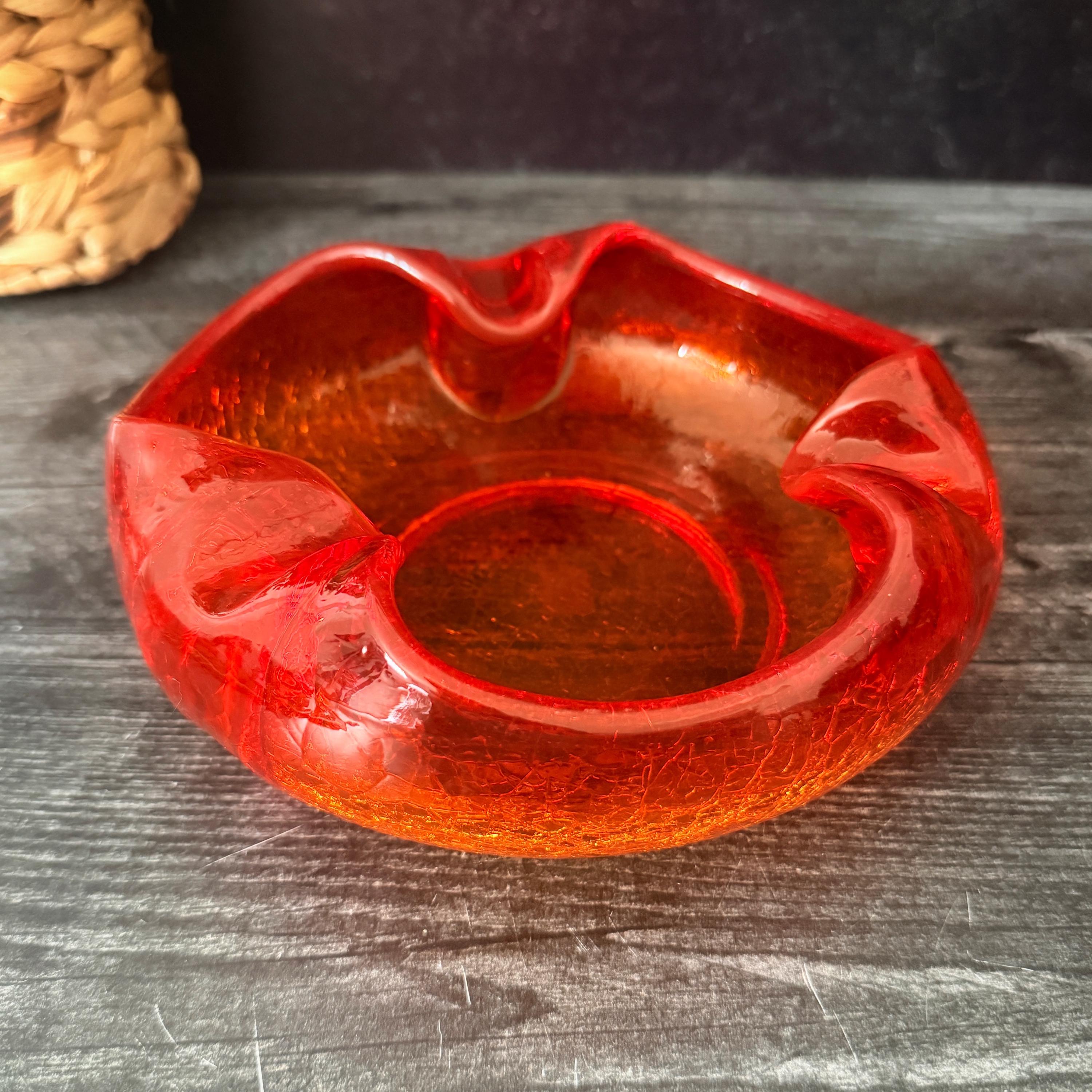 70s　ずっしり！　バイキング　VIKING　レッドガラス　灰皿　ビンテージ Viking Ashtray - Etsy