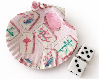 Mahjong Dice Dish | Scallop Shell | Gift for Mahjong Lover | Jewelry & Dice Holder