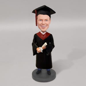 Personalized Graduation Bobble Head,Create Your Own Bobblehead, Custom Graduation gift, Dolls Look Like You,Personalized Students Bobblehead