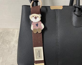 Dijes de correa de oso hechos a mano: llavero bonito, accesorio para bolso, regalo para ella
