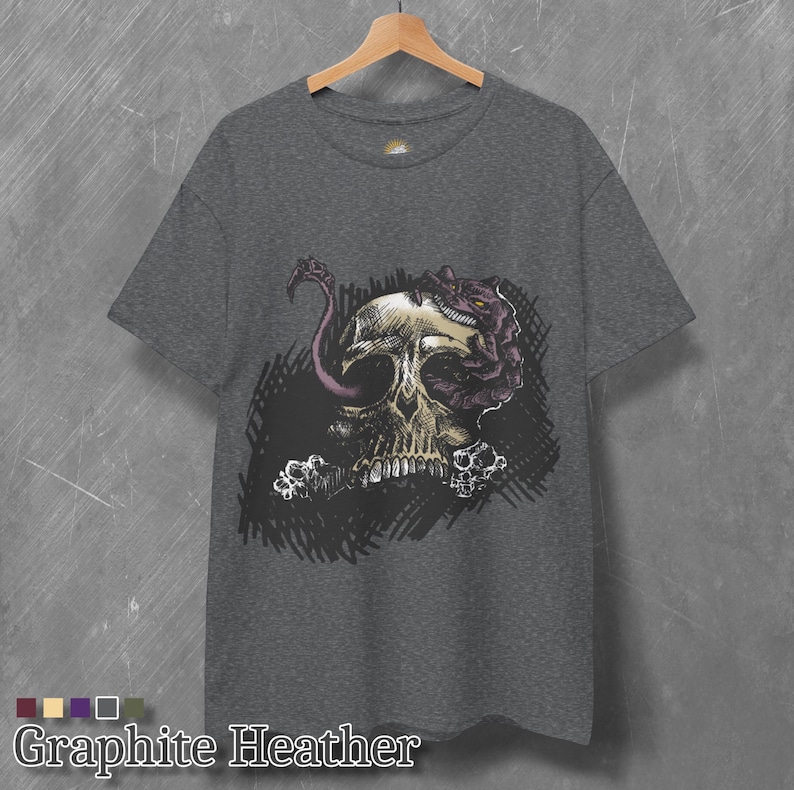 Camiseta de arte gótico de criatura tiránida para fanáticos de la ciencia ficción y la fantasía - Camiseta de calavera de terror de ciencia ficción oscura - Regalo único con diseño de terror imagen 3