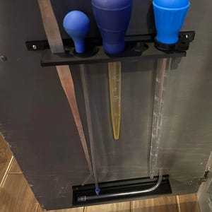 Aquarium tool holder