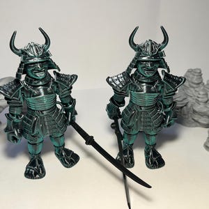 3d printed Articulated Flexi Samurai and weapons caches