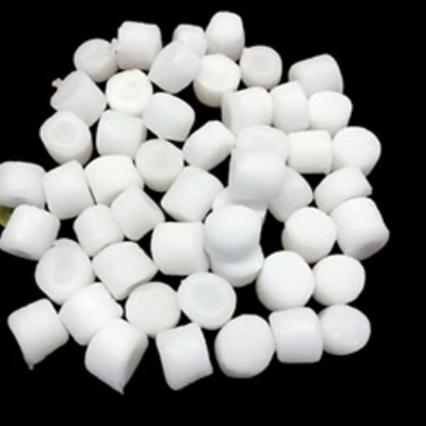 50 Wax mini marshmallows/candle creations/embeds/tarts