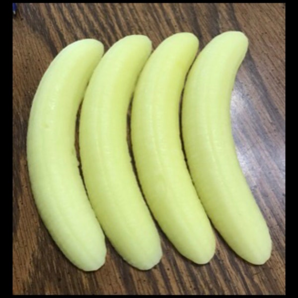4 Wax banana halves/fake food/banana splits/summertime/embeds/melts