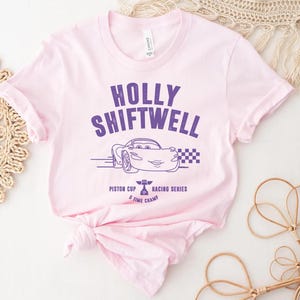 Puede incluir: Un juego de tres cuencos de cer&aacute;mica anidados en tonos de azul, verde y blanco. Los cuencos presentan un esmalte moteado y un dise&ntilde;o sencillo y moderno. El cuenco m&aacute;s grande mide unos 15 cm de di&aacute;metro.