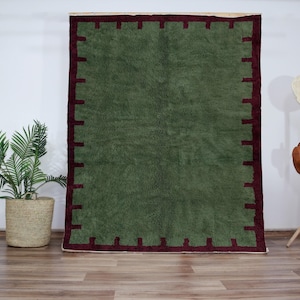 Green Border Beni Ourain Rug, Earthy Moroccan Carpet, Natural Wool Shag Rug, Custom Size Area Rug, Handmade Berber, Organic Home Decor