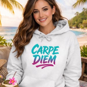 Könnte beinhalten: Ein Set aus drei Keramikbechern mit gesprenkelter, matter Oberfläche. Die Becher sind in Creme-, Hellbraun- und Dunkelbrauntönen gehalten. Jede Tasse hat ein schlichtes, minimalistisches Design.