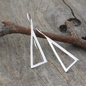 Sterling Silver Minimalist Triangle Earrings | Triangle Dangle Earrings | Minimalist Geometric Earrings | Simple Everyday Jewelry ER39
