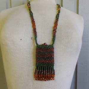 Sacchetto per collana di perline con nappe in verde oliva, marrone caffè, topazio scuro 9,3 x 5 cm. (3 3/4" x 2") Sacchetto regalo per medicine, custodia per amuleti Wiccan