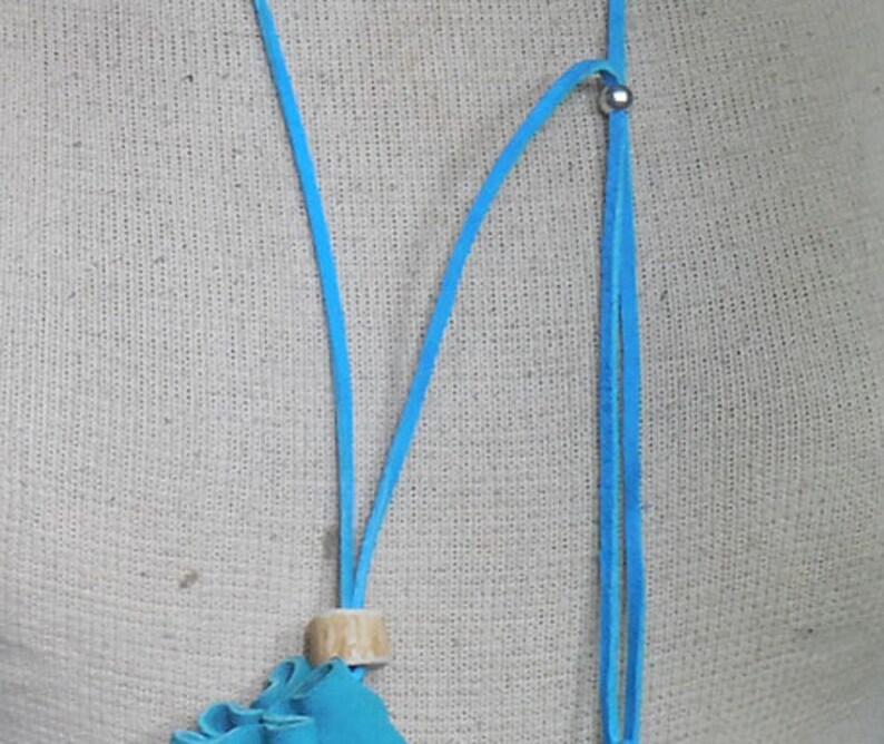 Beaded Abalone Shell Turquoise Blue Suede Leather Necklace Pouch with Aventurine Adjustable Length Large Size 12.3 x 9.7 cm 4 78 x 3 34