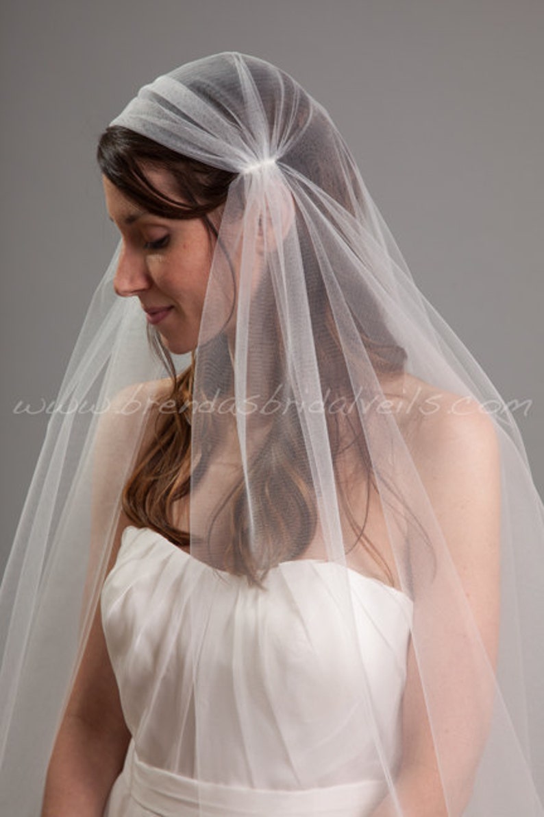 1920s Inspired Bridal Veil, Juliet Cap Veil, Double Layer Waltz Length Veil Naomi image 3