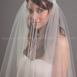 1920s Inspired Bridal Veil, Juliet Cap Veil, Double Layer Waltz Length Veil Naomi image 4