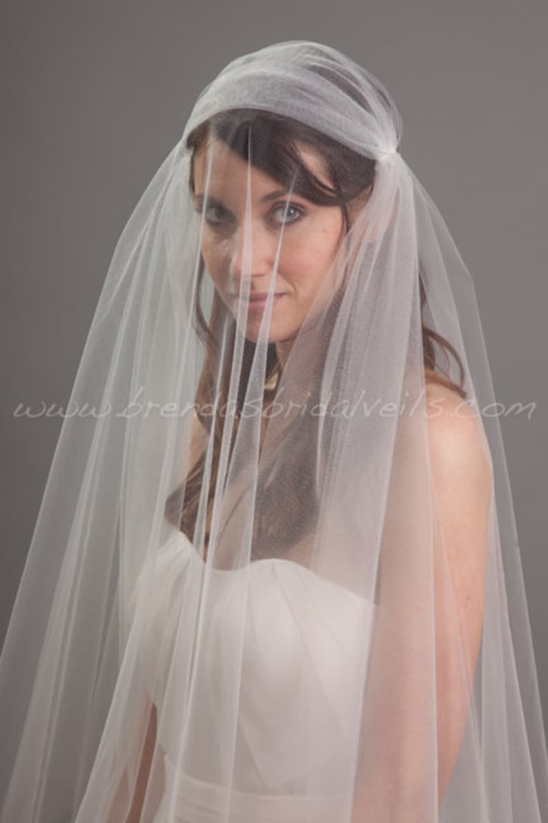 1920s Inspired Bridal Veil, Juliet Cap Veil, Double Layer Waltz Length Veil Naomi image 4