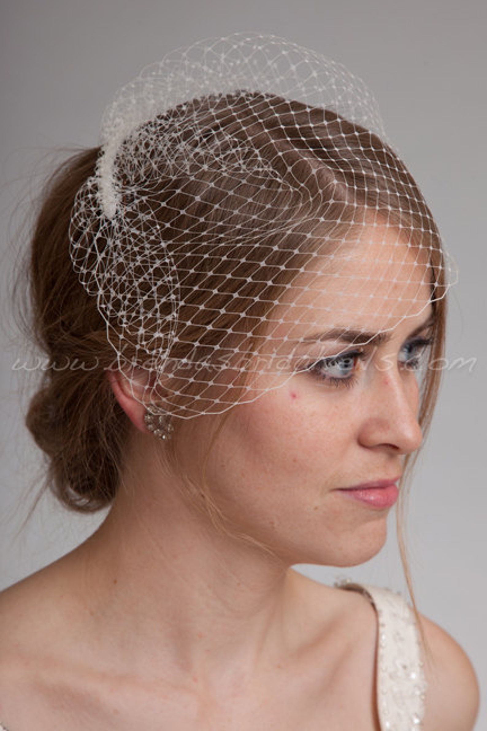 Bridal Birdcage Veil 9 Short Blusher Veil Wedding Veil Etsy