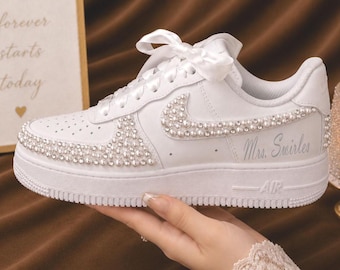 Custom made Wedding Sneakers for Bridal - Bridal Shower Gifts - Wedding Party Gifts-Wedding Pearl Sneakers -Bridesmaid Gifts - Party Favors
