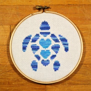 Sea Turtle easy cross stitch pattern, PDF instant download image 1