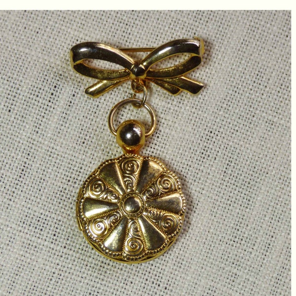 Vintage Gold Tone Filigree Round Picture Locket Ribbon Bow Dangle Topped Brooch Pin