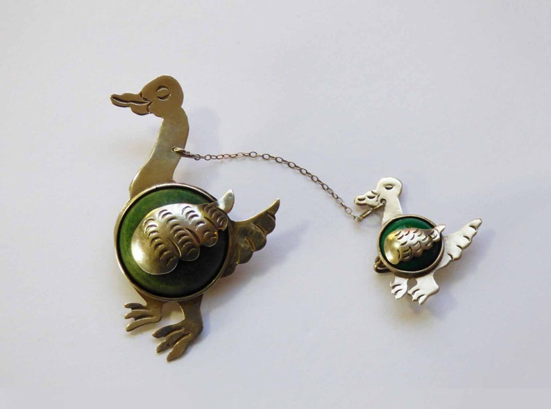 Duck with Duckling Sterling Silver Green Calcite & Jadeite Pin Brooch Artisan Stamped Circa Mid 1920s Mexico image 1