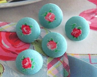 Petits boutons faits main bleu turquoise rouge rose recouverts de tissu, petits boutons floraux rétro, dos plat, 5,75 cm